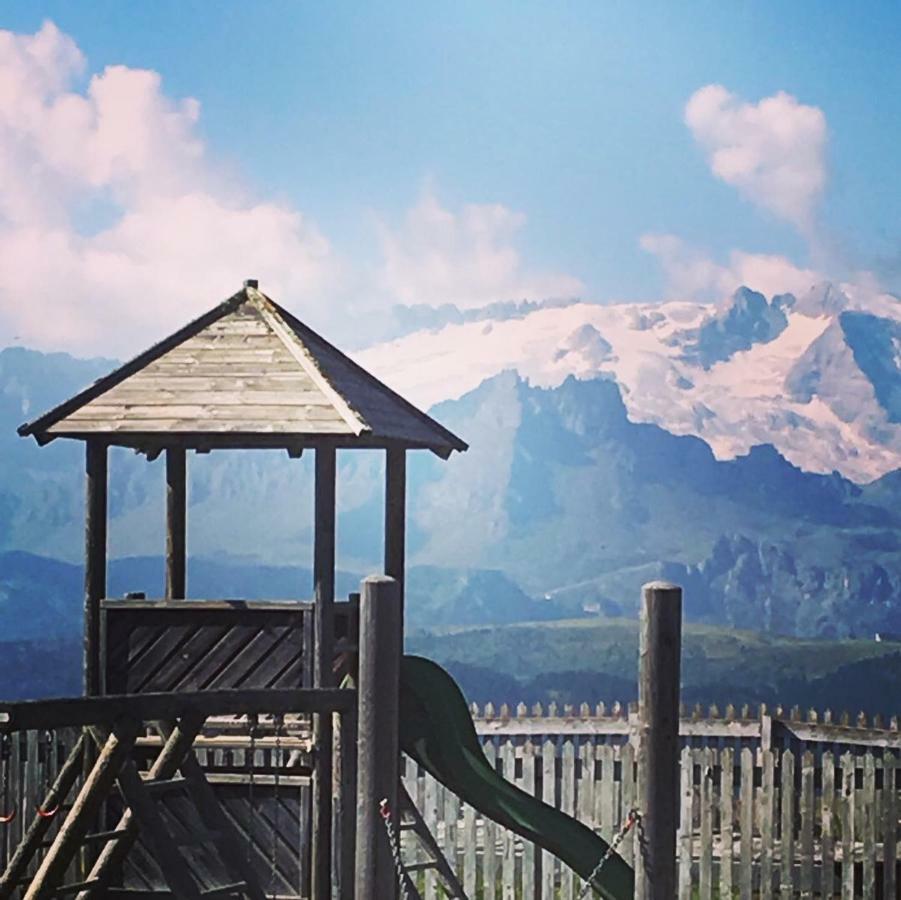 Chalet Madrisa กอร์วารา อิน บาเดีย ภายนอก รูปภาพ